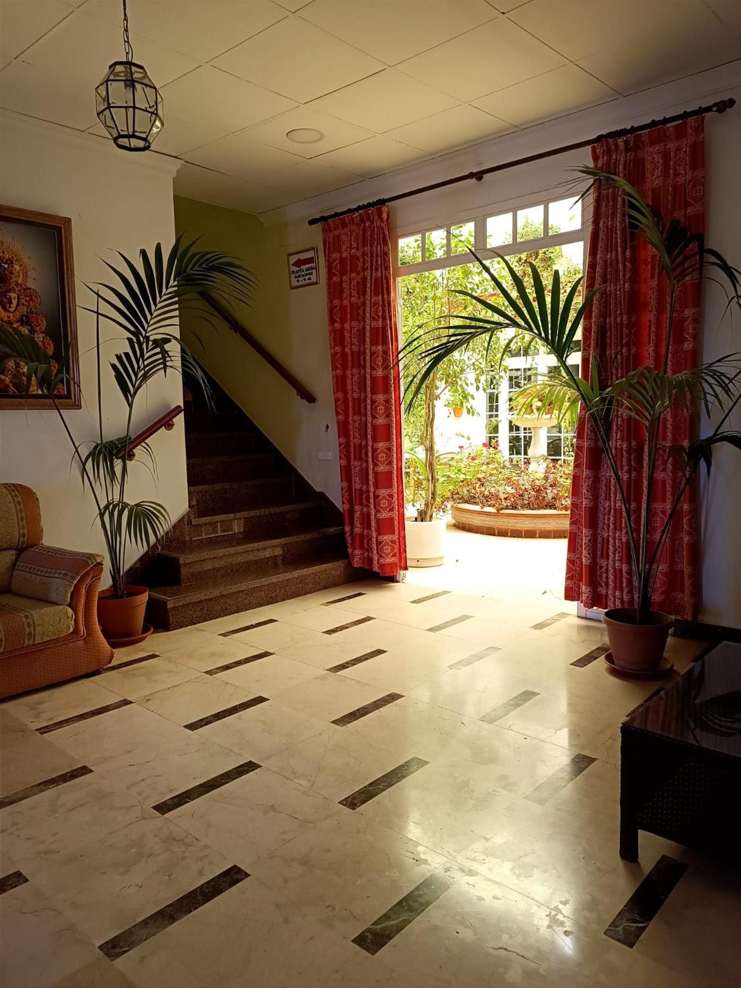 Hostal El Lirio Больюльйос-Пар-дель-Кондадо Екстер'єр фото